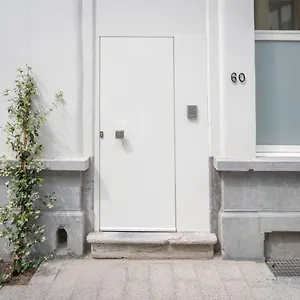 https://the-suit.brusselshotelsbook.com