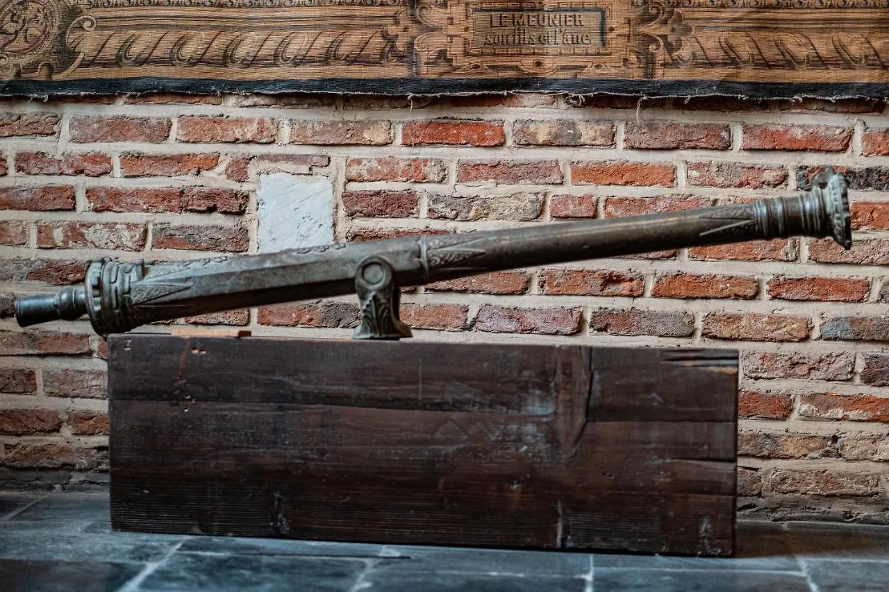 Hofmarkgraaf - Unique Apartment In Historic Antwerp Mansion Бельгия